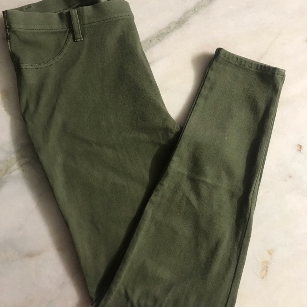Green Time and Tru Jeggings